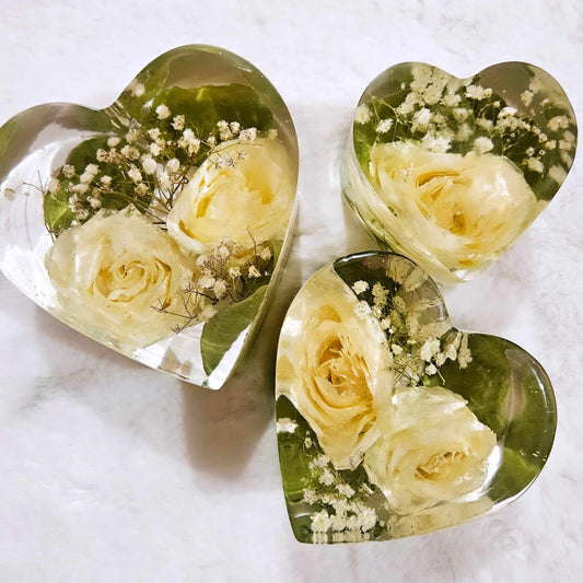 Pacchetto bouquet forma ottagonale + fermacarte cuore