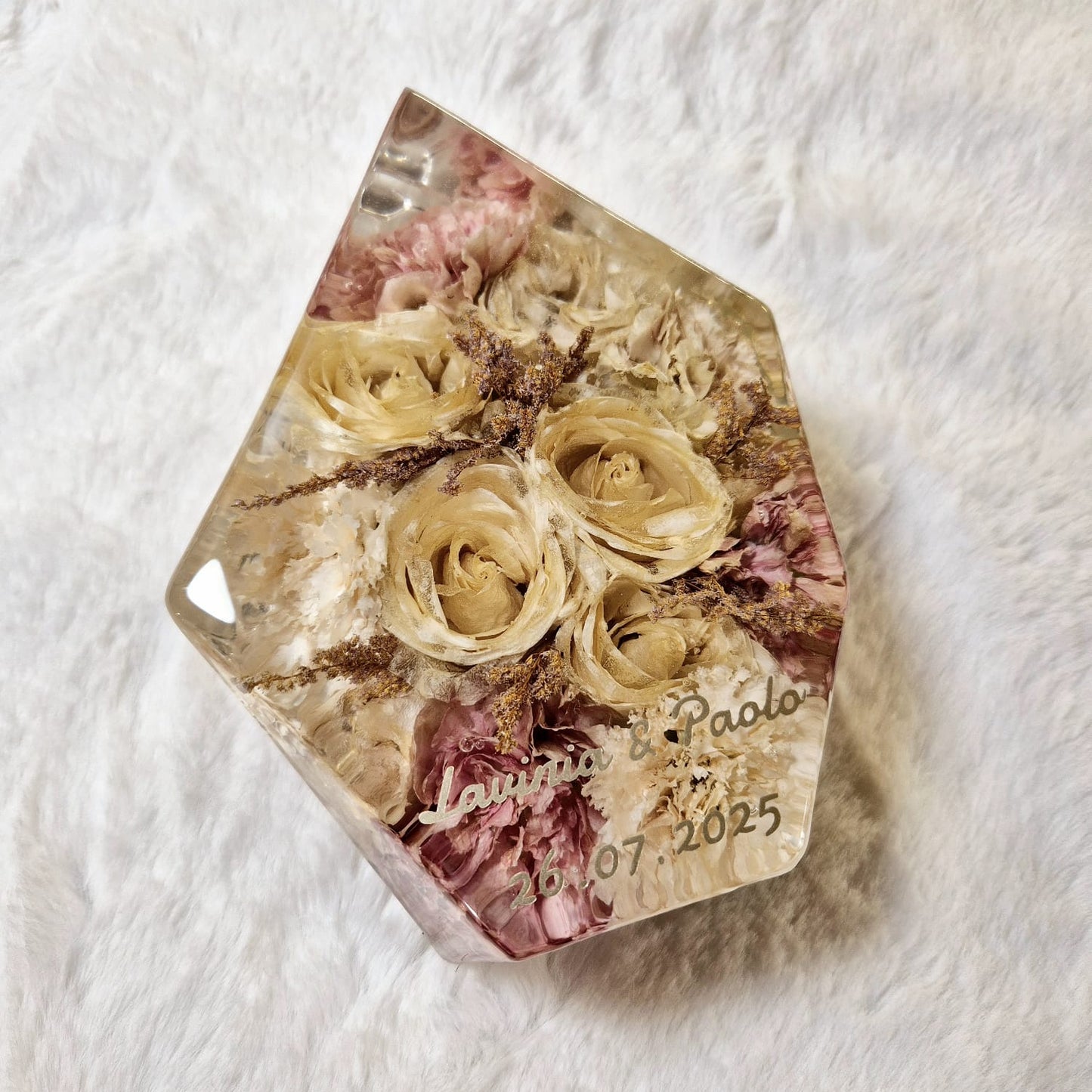 Bridal bouquet preservation - bud shape