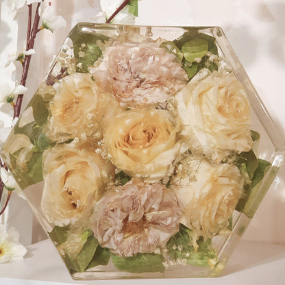 bouquet nella resina forma esagonale