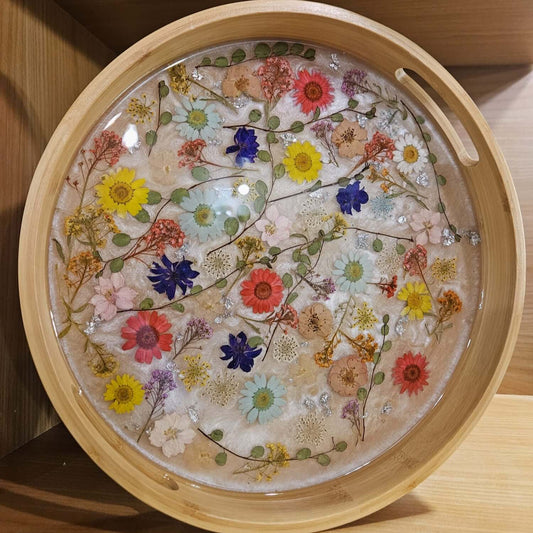 vassoio bambu, resina e fiori