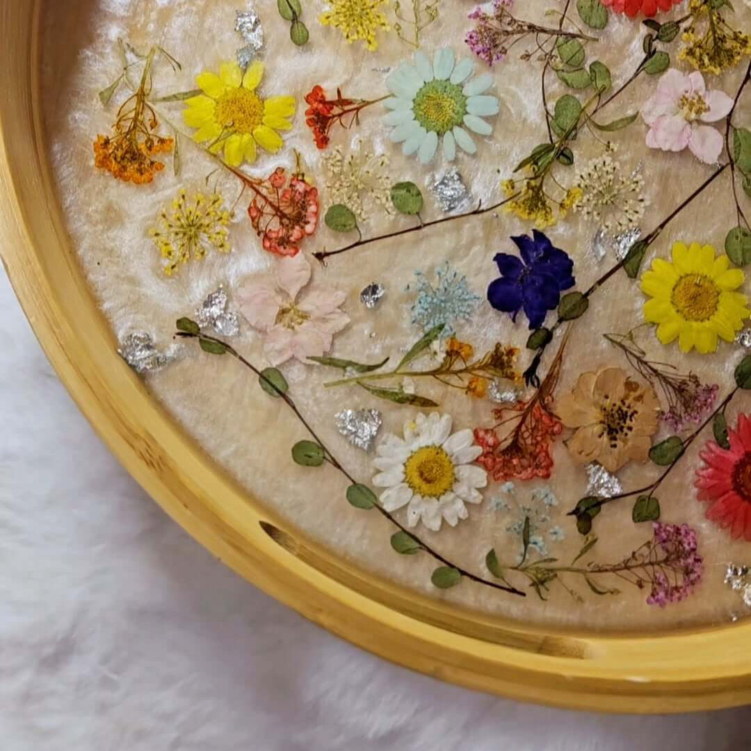 Vassoio in bambù e resina