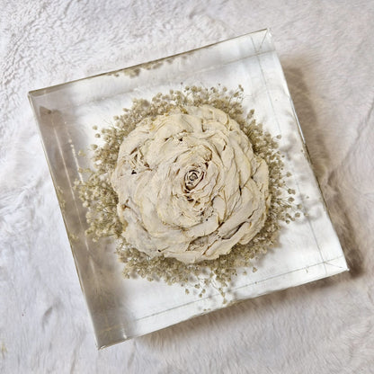 Preserving a bridal bouquet - square shape