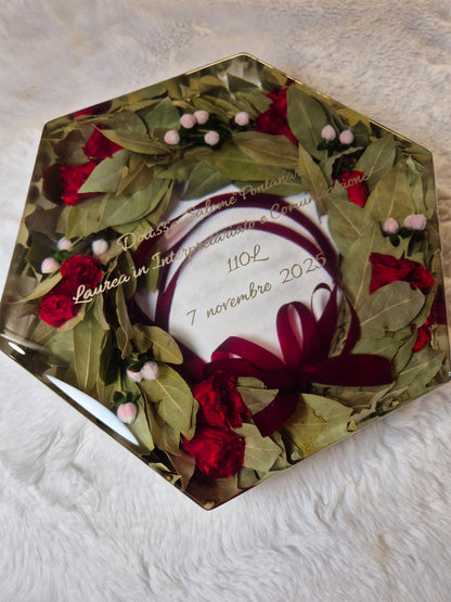 Resin laurel wreath