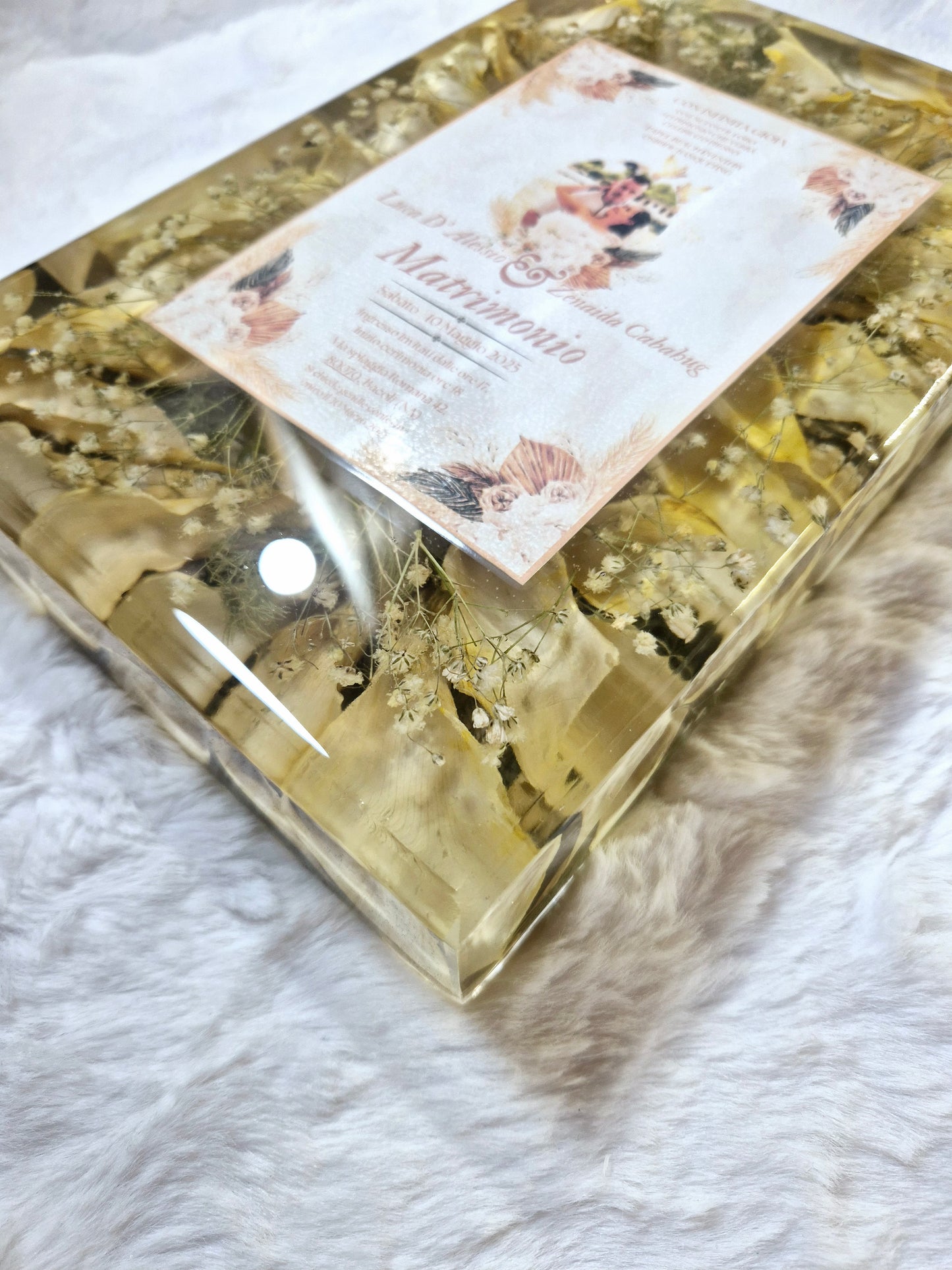 Resin bridal bouquet storage - Prism ring holder