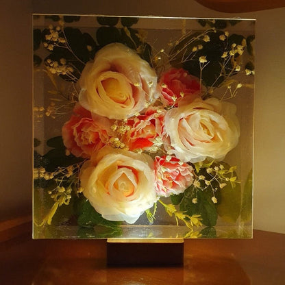 Lampada in resina quadrata media